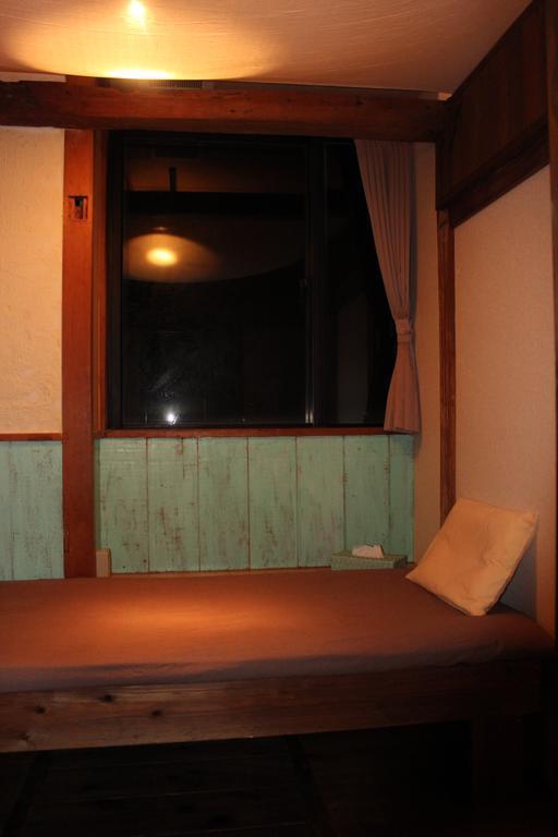 Guest House Holoholo Ishigakijima Ishigaki  Bagian luar foto